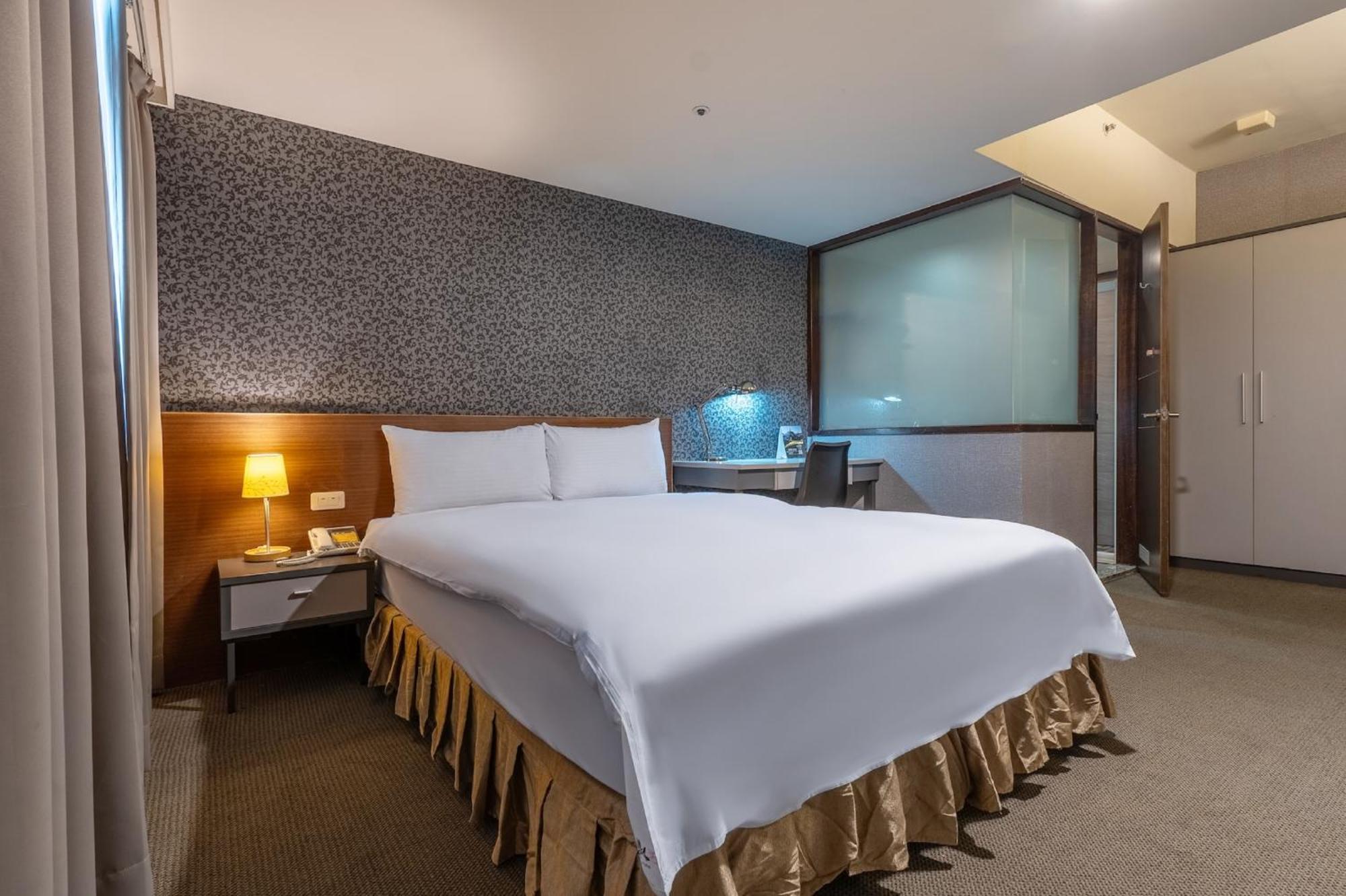 The Galerie Hotel Тайчжун Екстер'єр фото