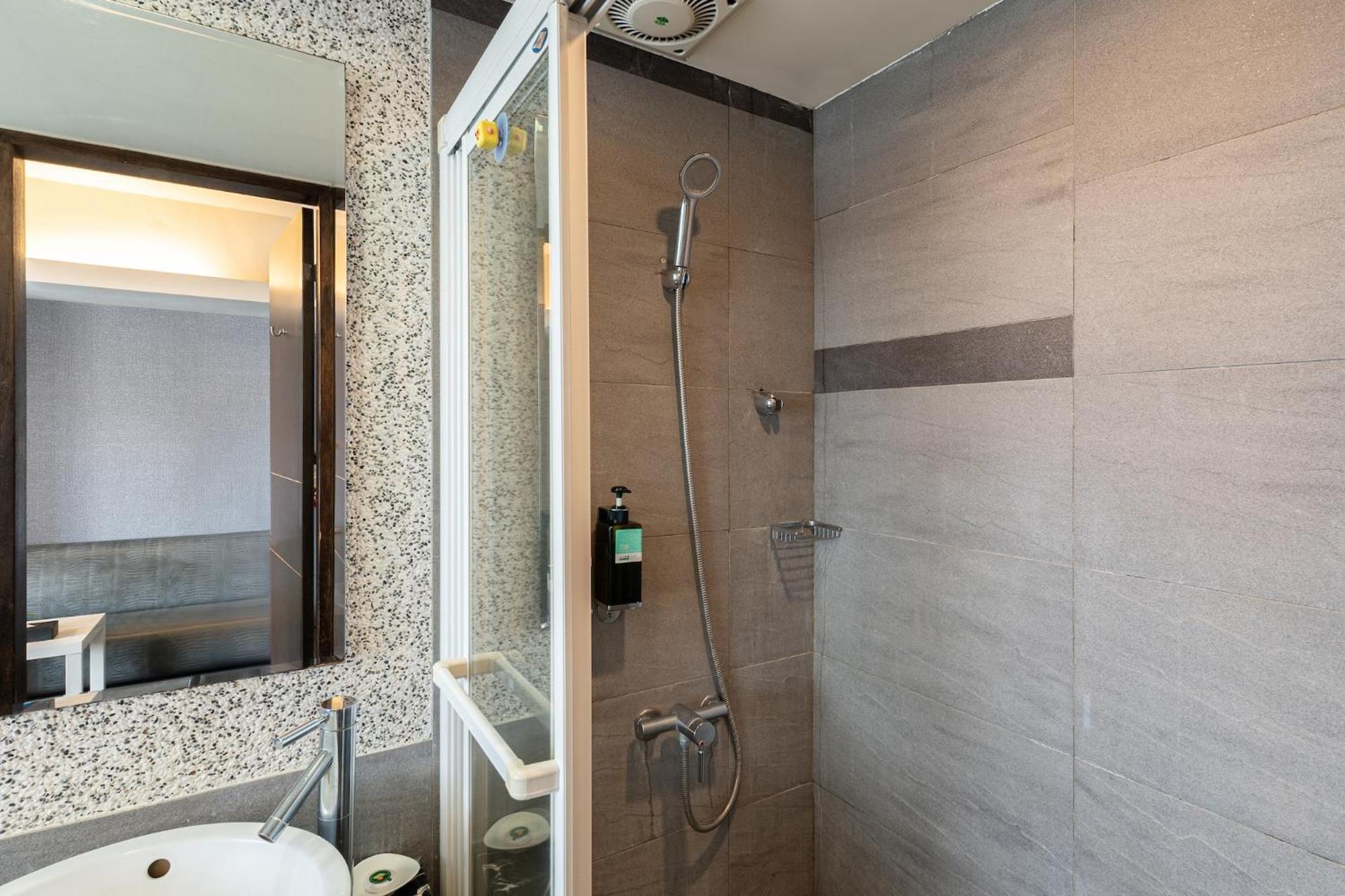 The Galerie Hotel Тайчжун Екстер'єр фото