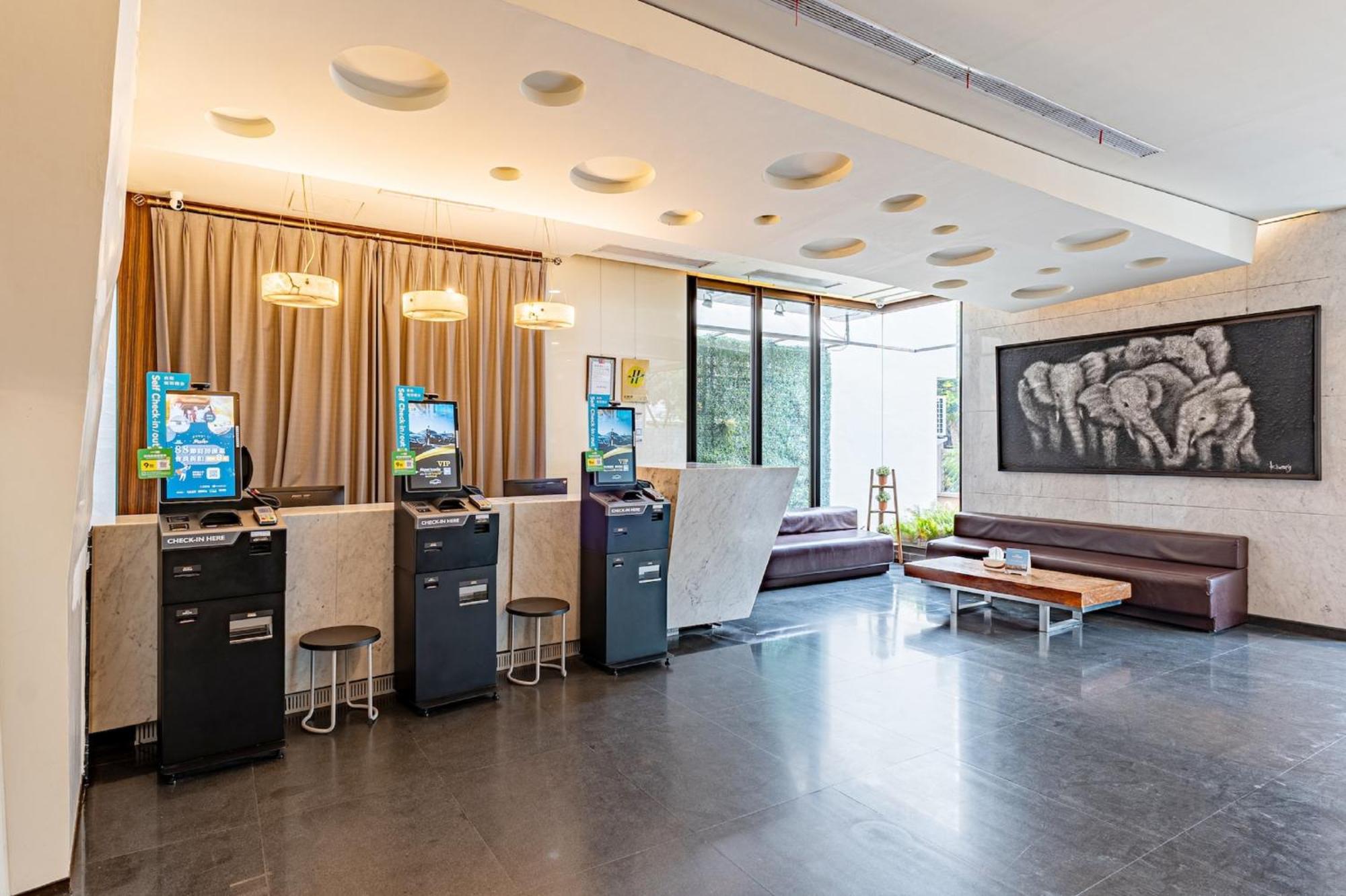 The Galerie Hotel Тайчжун Екстер'єр фото